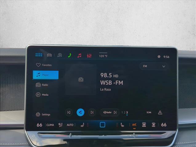 New 2026 Volkswagen Tiguan SE FWD image 21