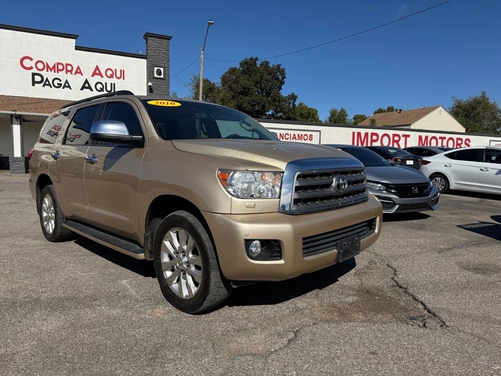 Used 2010 Toyota Sequoia Platinum RWD image 3