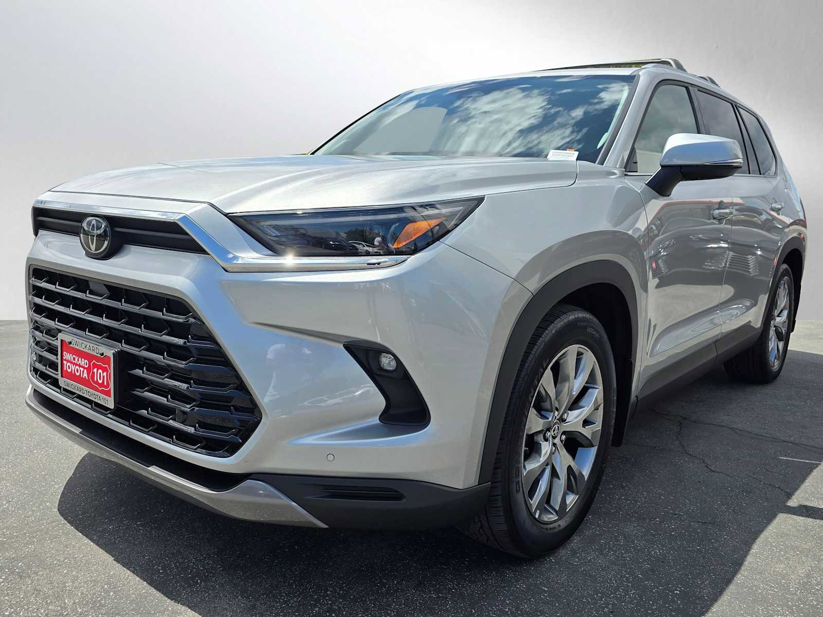 Used 2024 Toyota Grand Highlander FWD image 7
