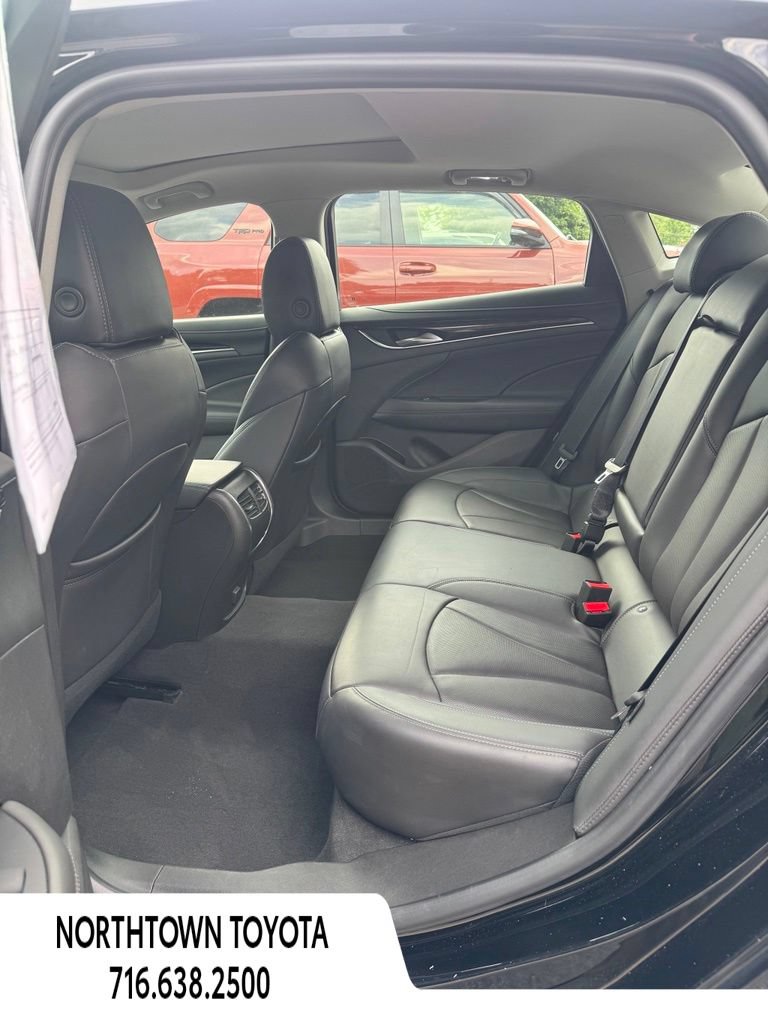 Used 2019 Buick LaCrosse Essence w/ Sun and Shade Package AWD/4WD image 13