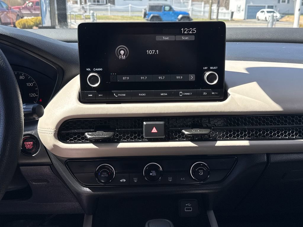 Used 2024 Honda HR-V LX image 18