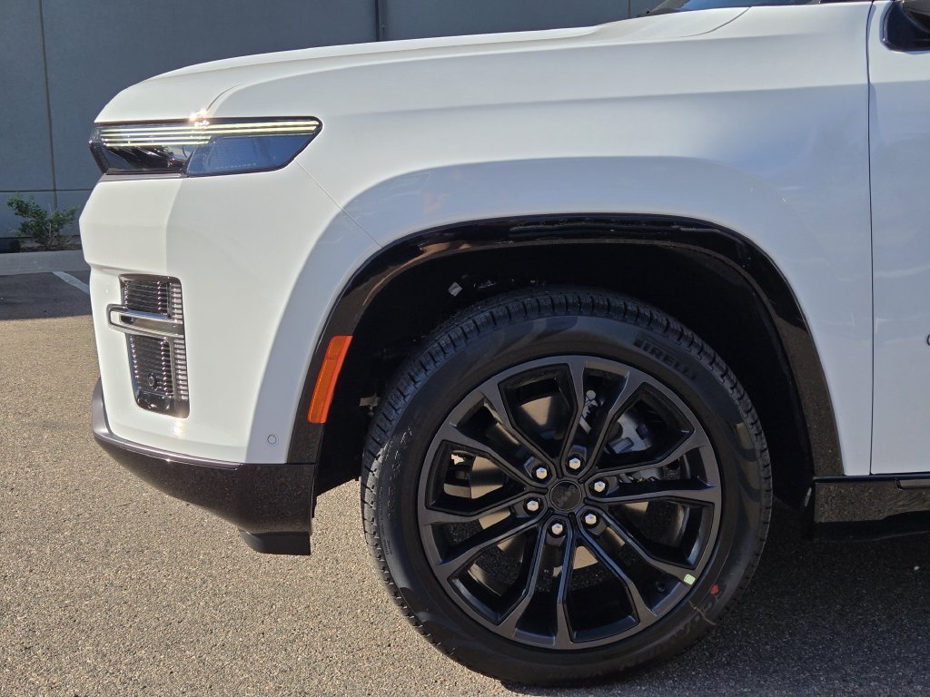 New 2026 Jeep Grand Wagoneer L Summit AWD/4WD image 6
