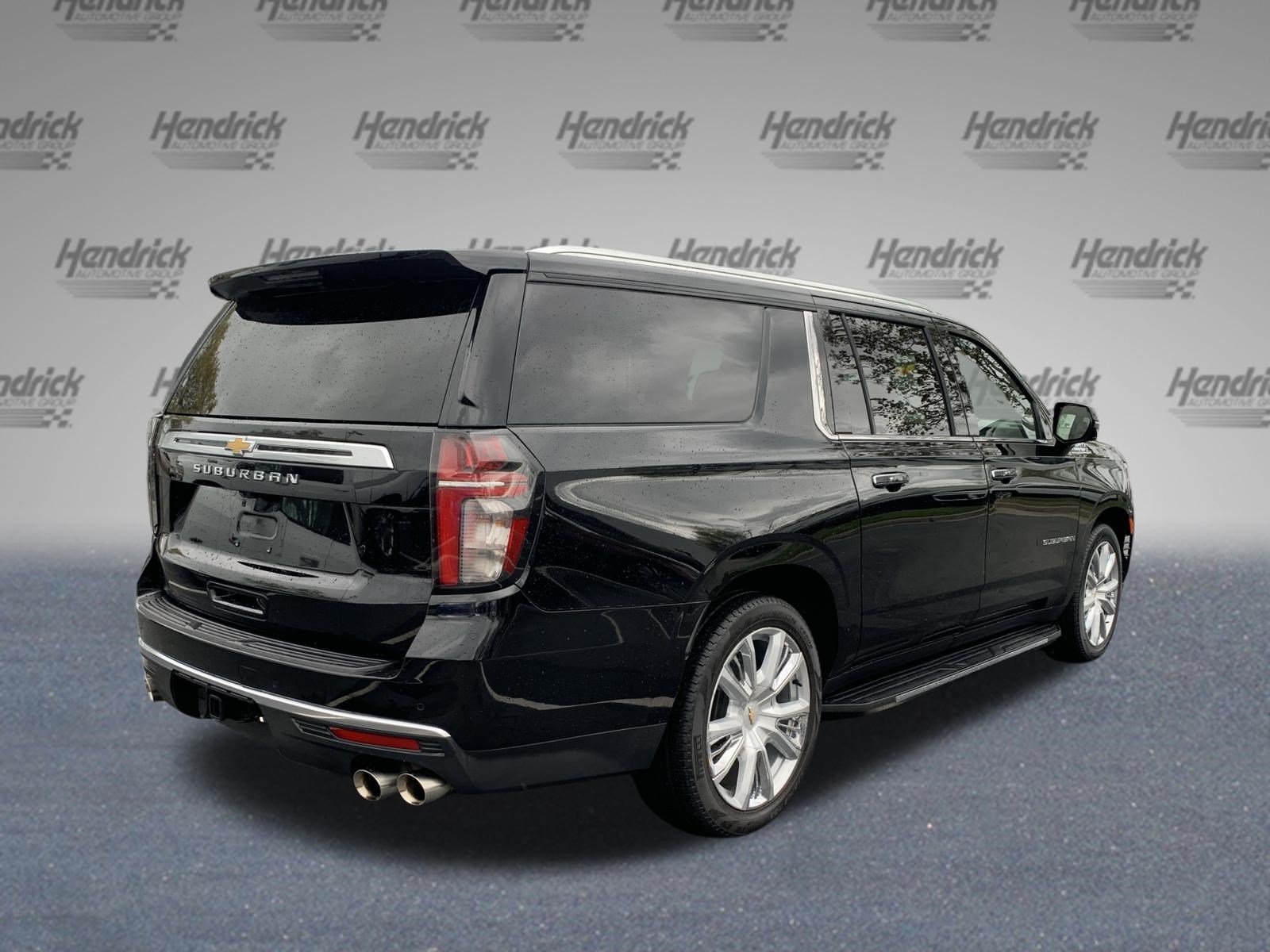 Used 2021 Chevrolet Suburban High Country AWD/4WD image 9