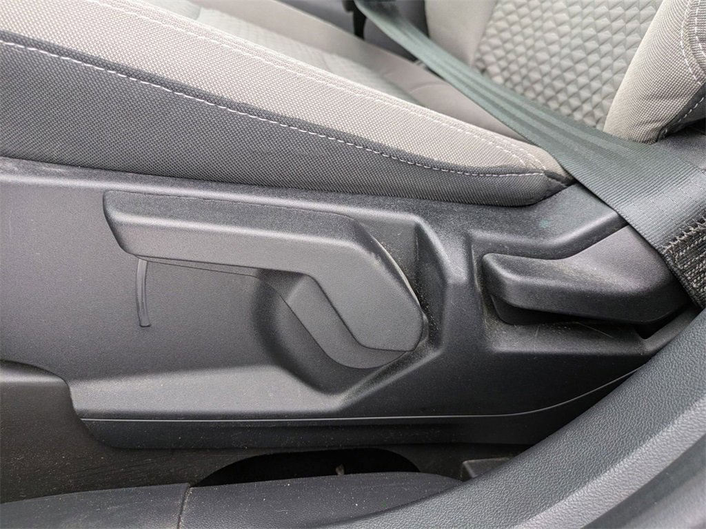 Used 2021 Ford Escape SE image 13