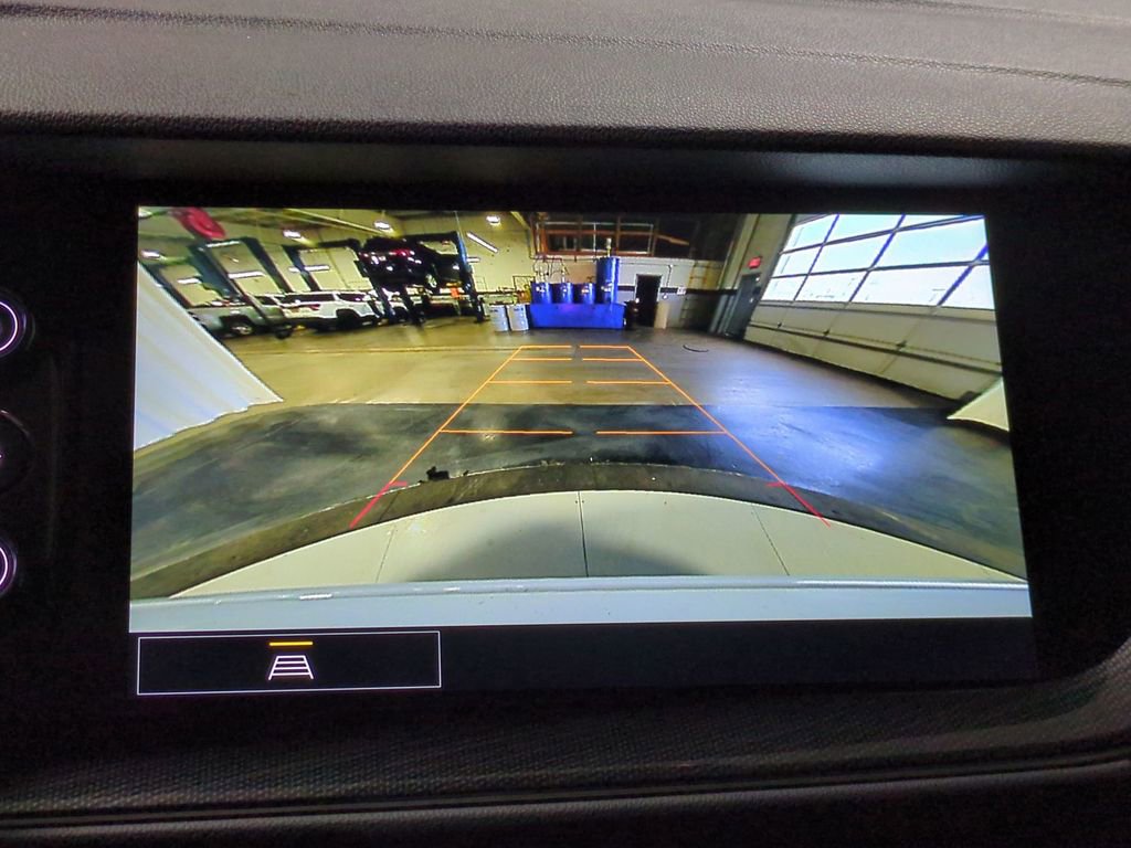 Used 2022 Buick Envision Essence w/ Sport Touring Package image 36