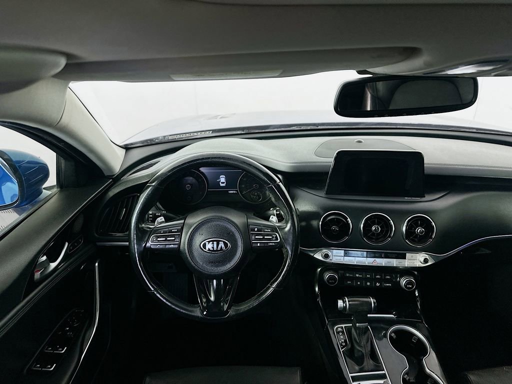 Used 2018 Kia Stinger Premium image 23