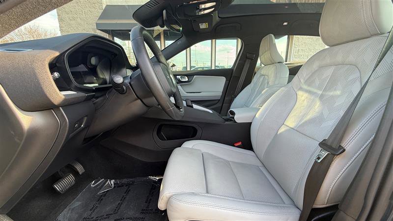 Used 2023 Polestar Polestar 2 PLUS w/ Pilot Pack image 9