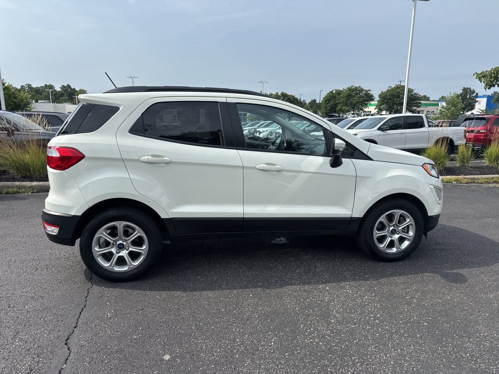 Used 2021 Ford EcoSport SE FWD image 2