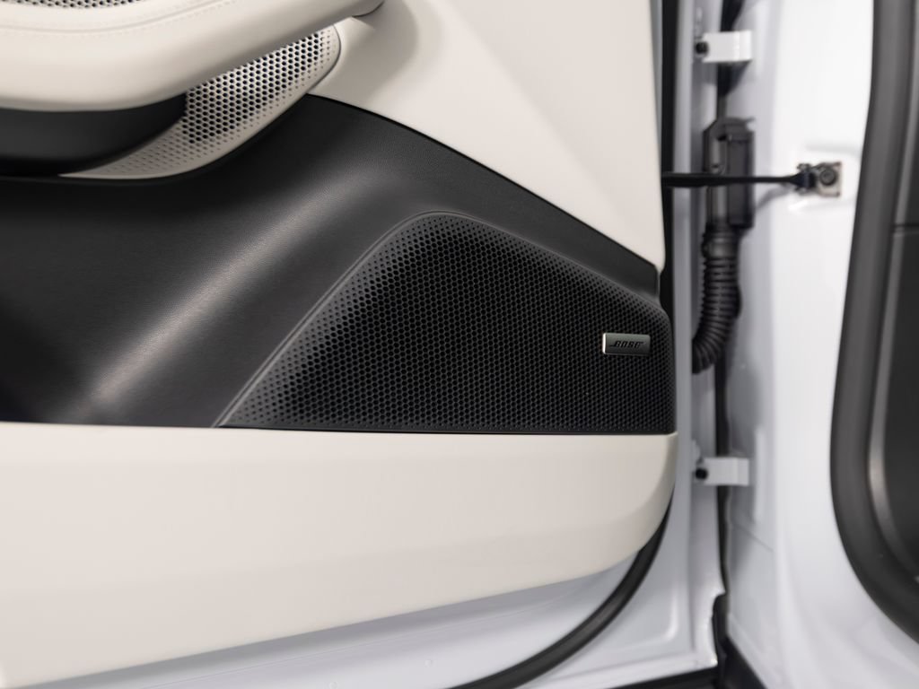 New 2026 Porsche Macan 4 Electric AWD/4WD image 20