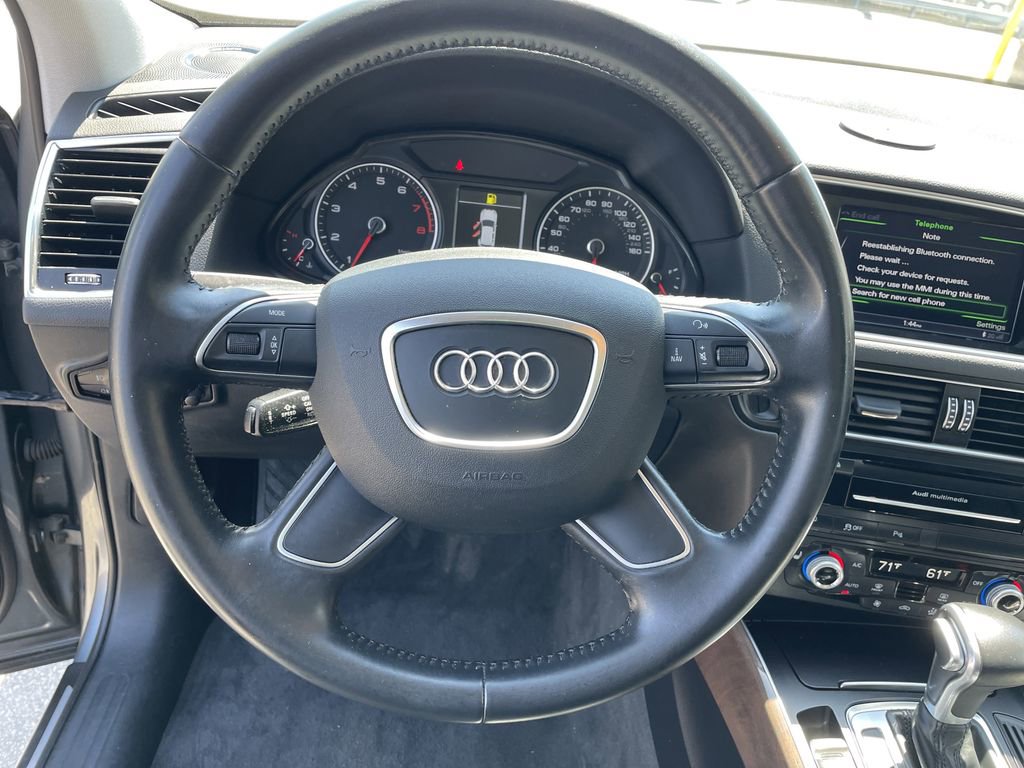 Used 2016 Audi Q5 2.0T Premium Plus w/ Technology Package AWD/4WD image 16