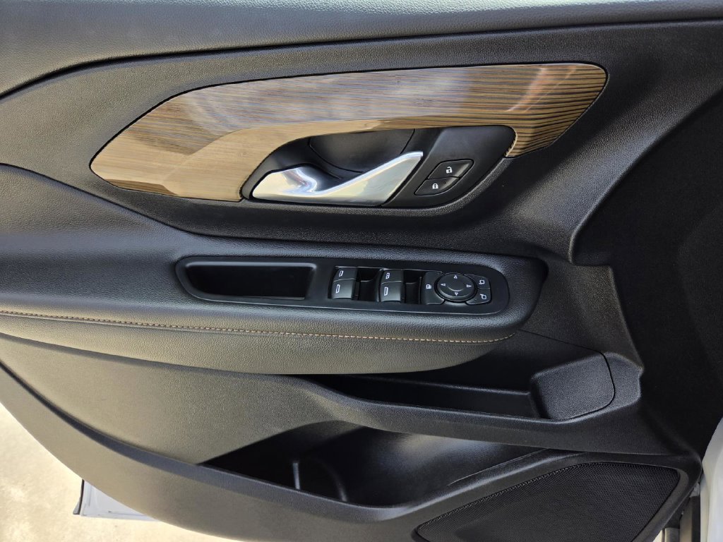 Used 2020 GMC Terrain SLE FWD image 16