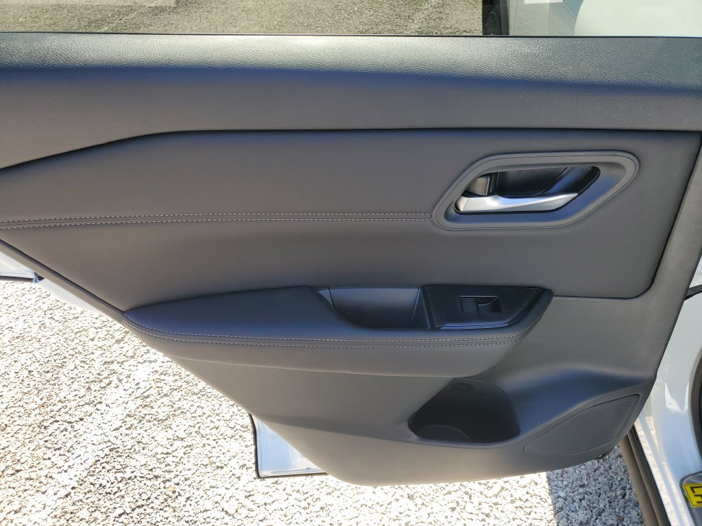 New 2026 Nissan Rogue Dark Armor FWD image 9