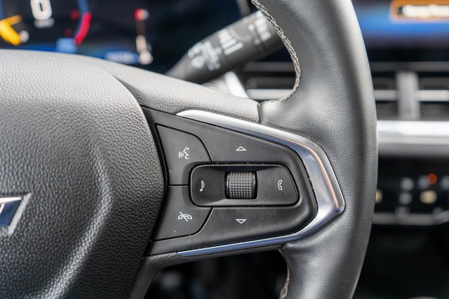 Used 2024 Chevrolet Trax ACTIV w/ Driver Confidence Package image 24