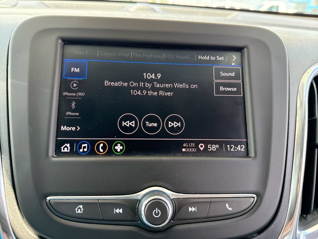 Used 2023 Chevrolet Equinox LT AWD/4WD image 16