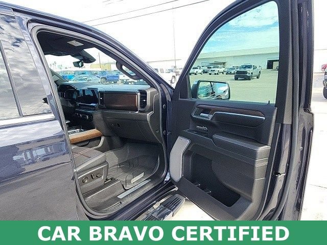 Certified 2024 Chevrolet Silverado 1500 High Country w/ Technology Package image 33