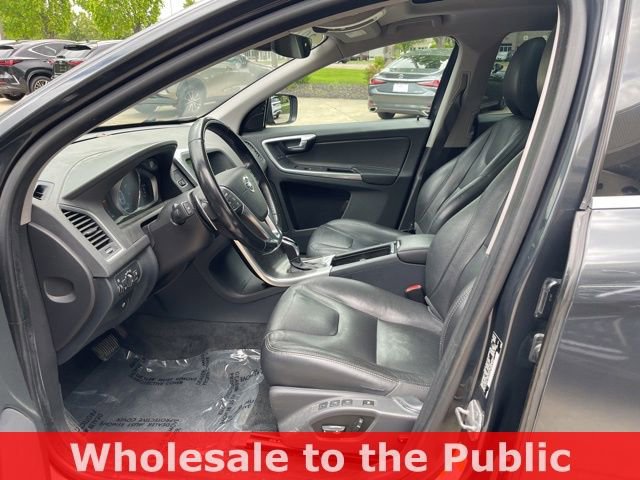 Used 2015 Volvo XC60 T6 w/ Proximity Package AWD/4WD image 25