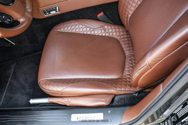 Used 2015 Aston Martin Vanquish Coupe RWD image 46