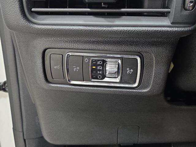 Certified 2023 Lincoln Corsair AWD w/ Equipment Group 101A image 23
