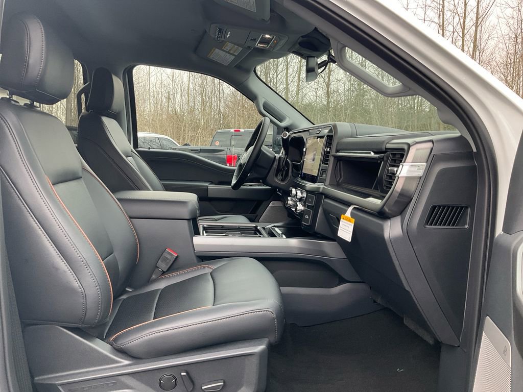 New 2026 Ford F250 Lariat w/ Black Appearance Package image 12