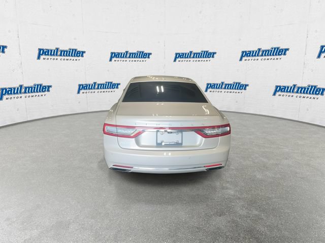 Used 2017 Lincoln Continental Select FWD image 9