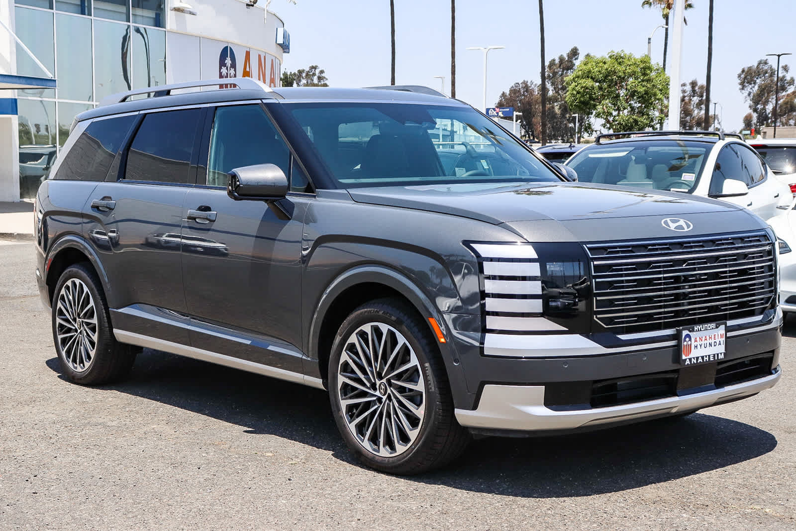 New 2026 Hyundai Palisade Calligraphy FWD image 3