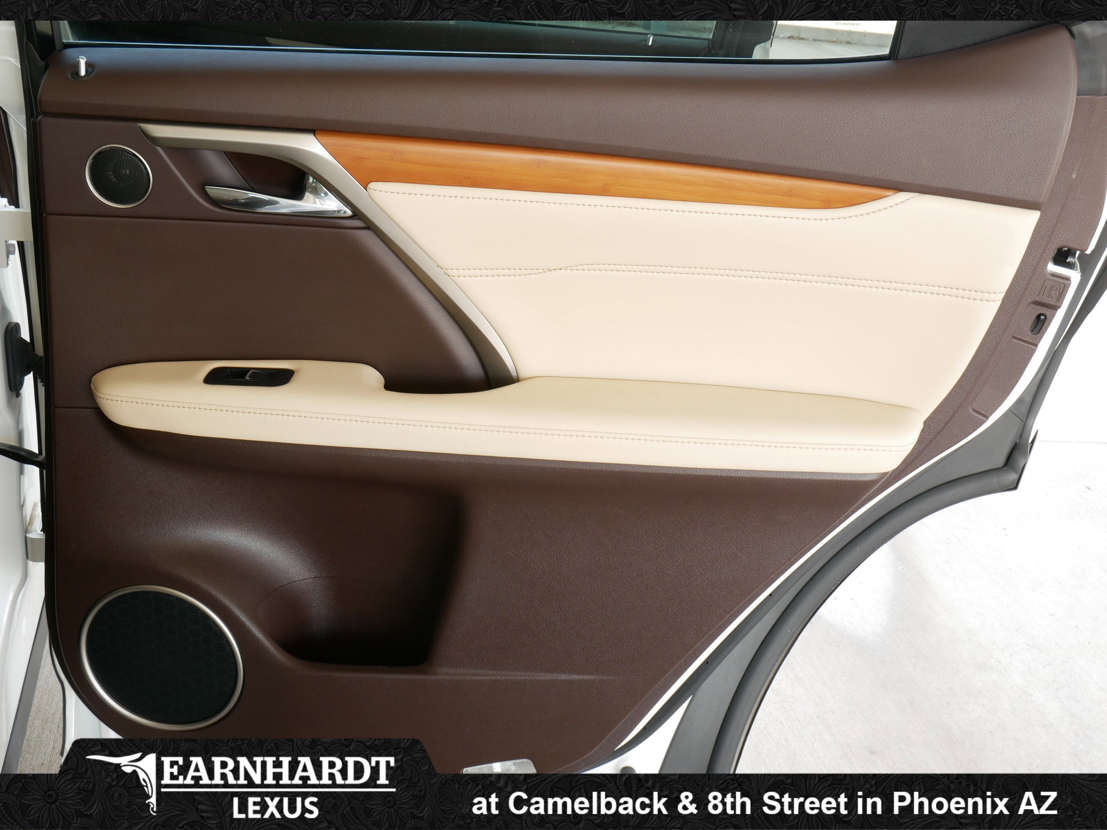 Used 2016 Lexus RX 450h AWD w/ Cold Weather Package image 18