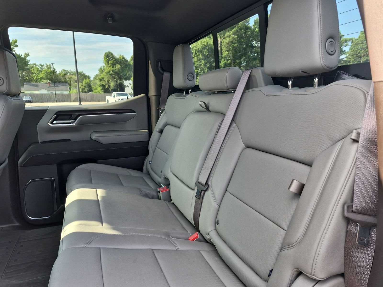 Certified 2024 GMC Sierra 1500 SLT w/ SLT Premium Plus Package AWD/4WD image 25