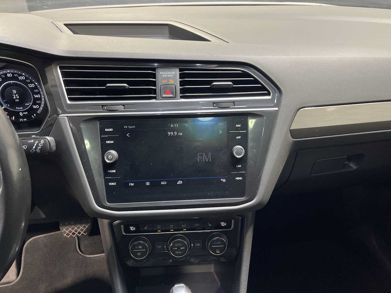 Used 2019 Volkswagen Tiguan SEL AWD/4WD image 16