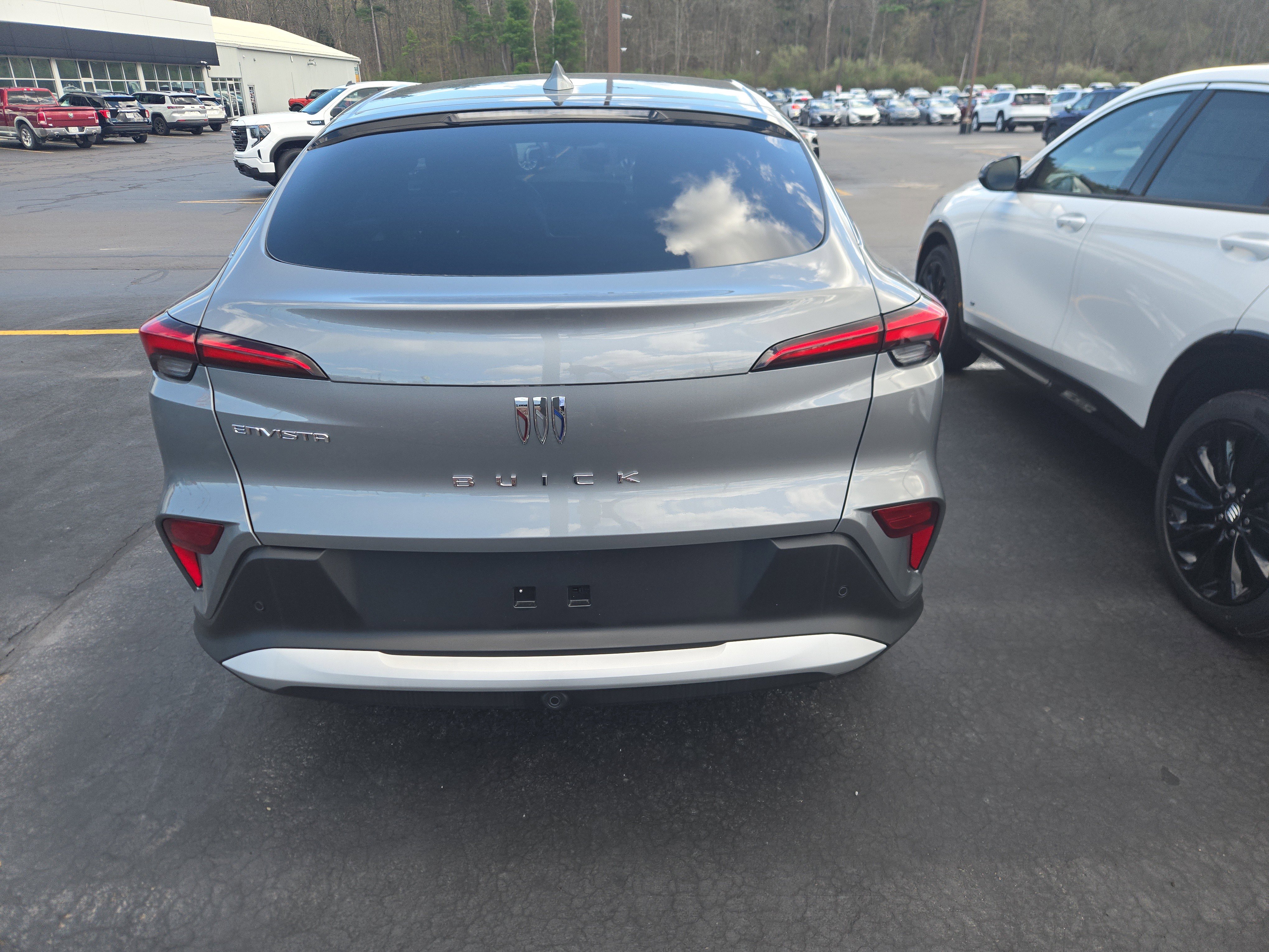 New 2026 Buick Envista Preferred w/ Convenience I Package image 3