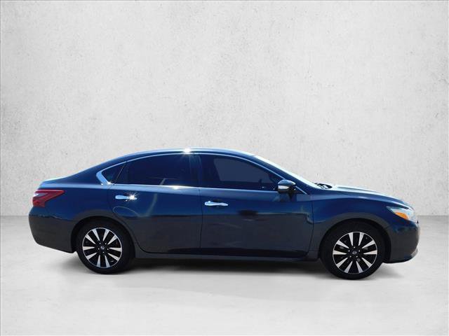 Used 2018 Nissan Altima 2.5 SL FWD image 7