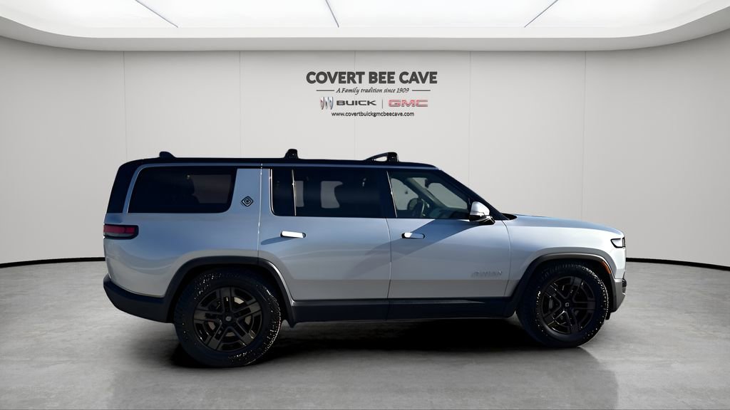 Used 2024 Rivian R1S Adventure image 10