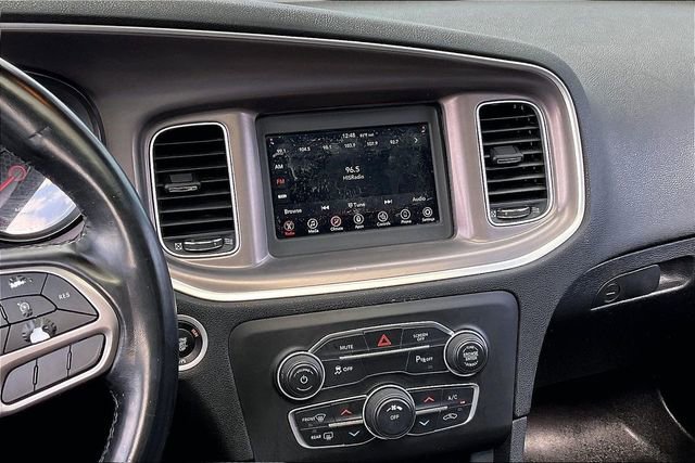Used 2022 Dodge Charger SXT w/ Leather Interior Group RWD image 9
