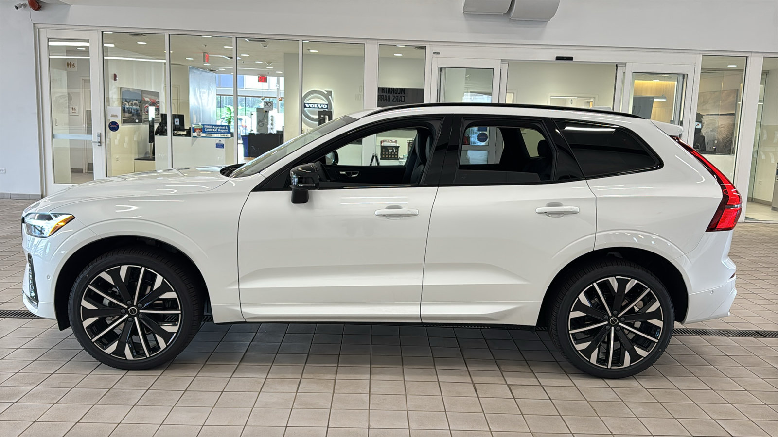 New 2026 Volvo XC60 B5 Ultra w/ Protection Package Premier AWD/4WD image 8