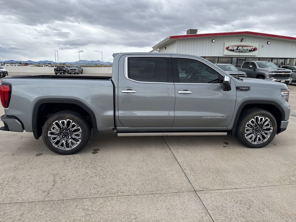 Used 2024 GMC Sierra 1500 Denali Ultimate image 8