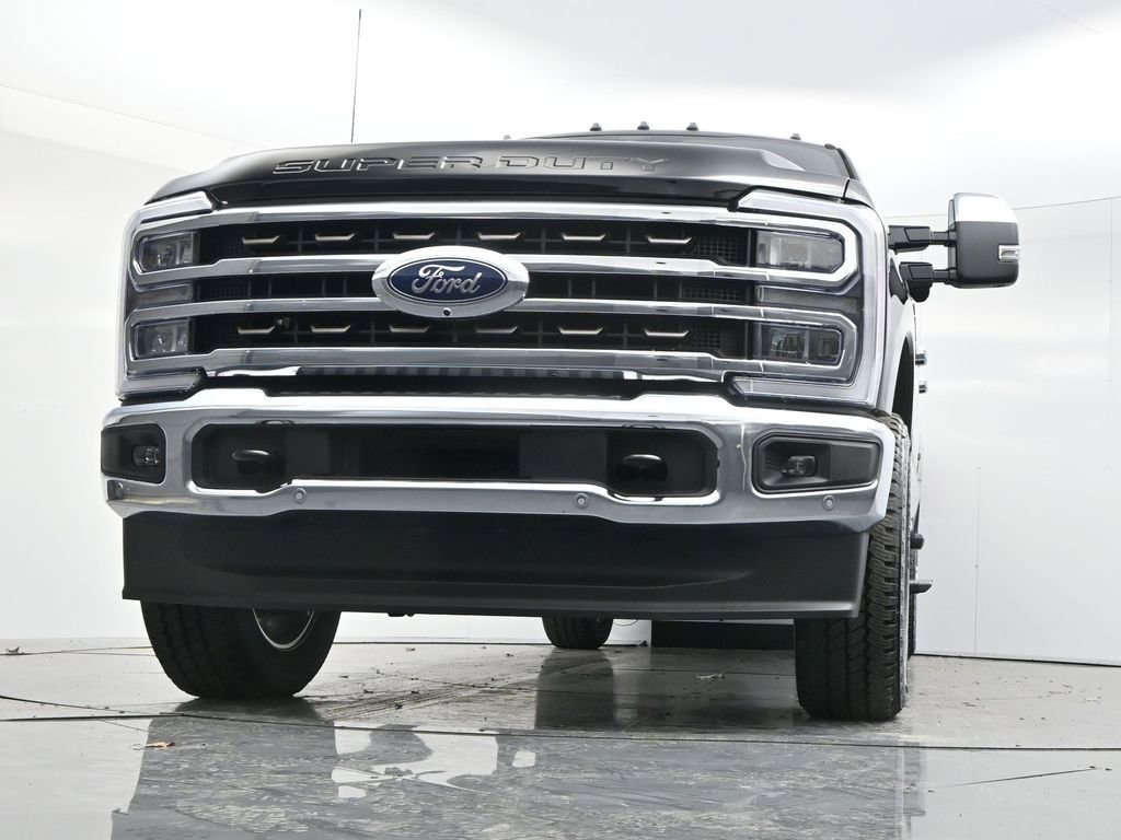 New 2026 Ford F350 King Ranch w/ Chrome Package image 40
