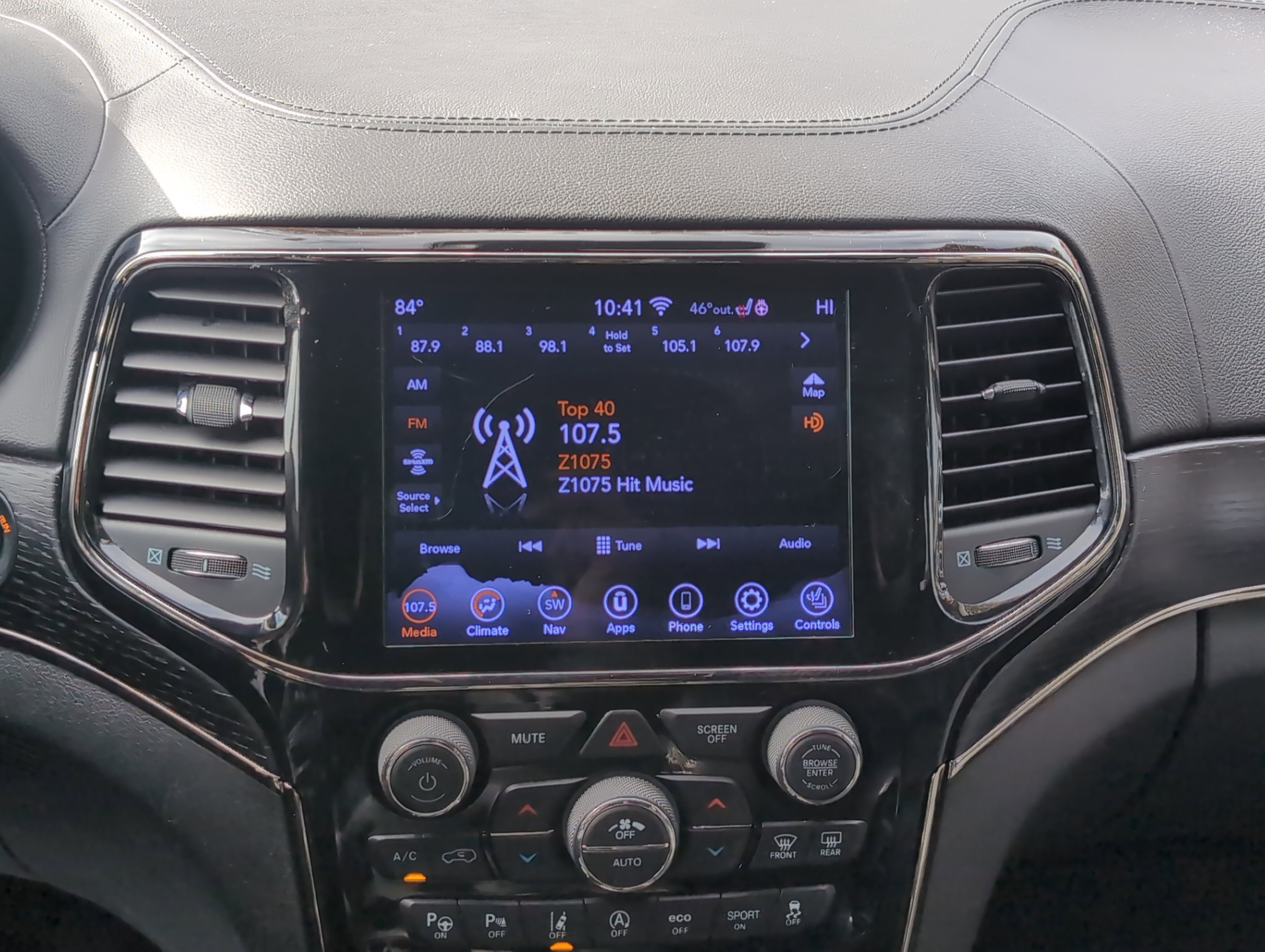 Used 2020 Jeep Grand Cherokee High Altitude image 23