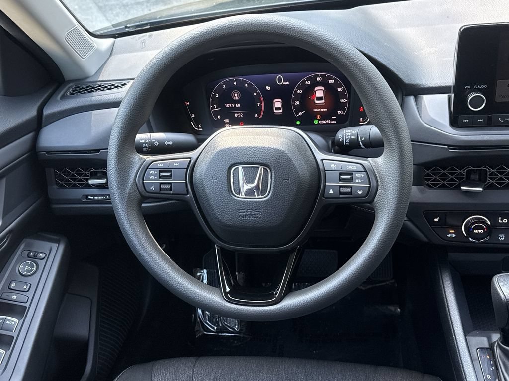 Used 2023 Honda Accord EX image 11