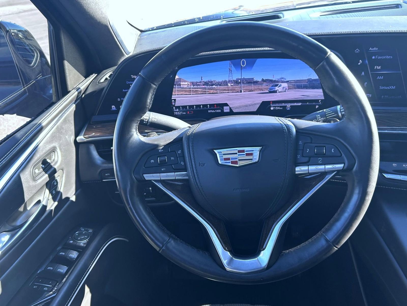 Used 2022 Cadillac Escalade Sport Platinum image 14