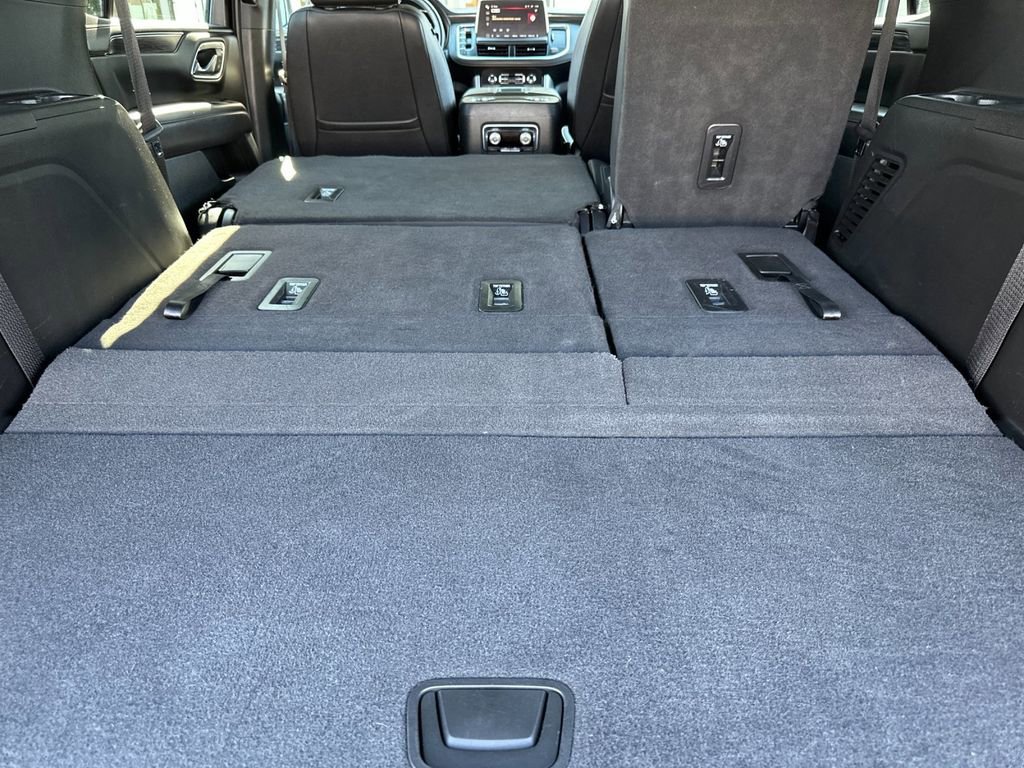 Used 2023 GMC Yukon SLT RWD image 15