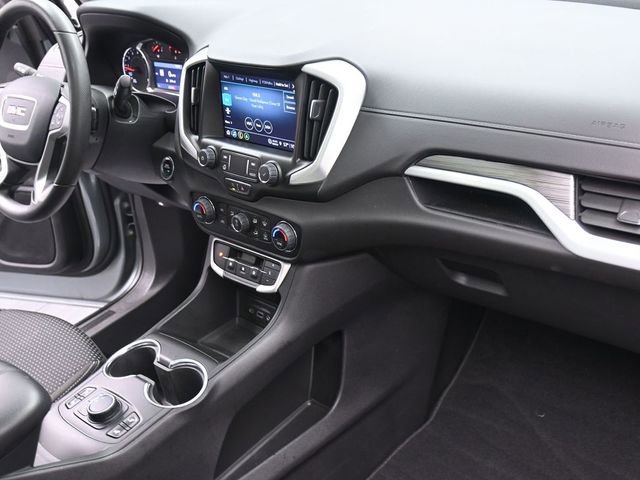 Used 2023 GMC Terrain SLE w/ Driver Convenience Package image 30