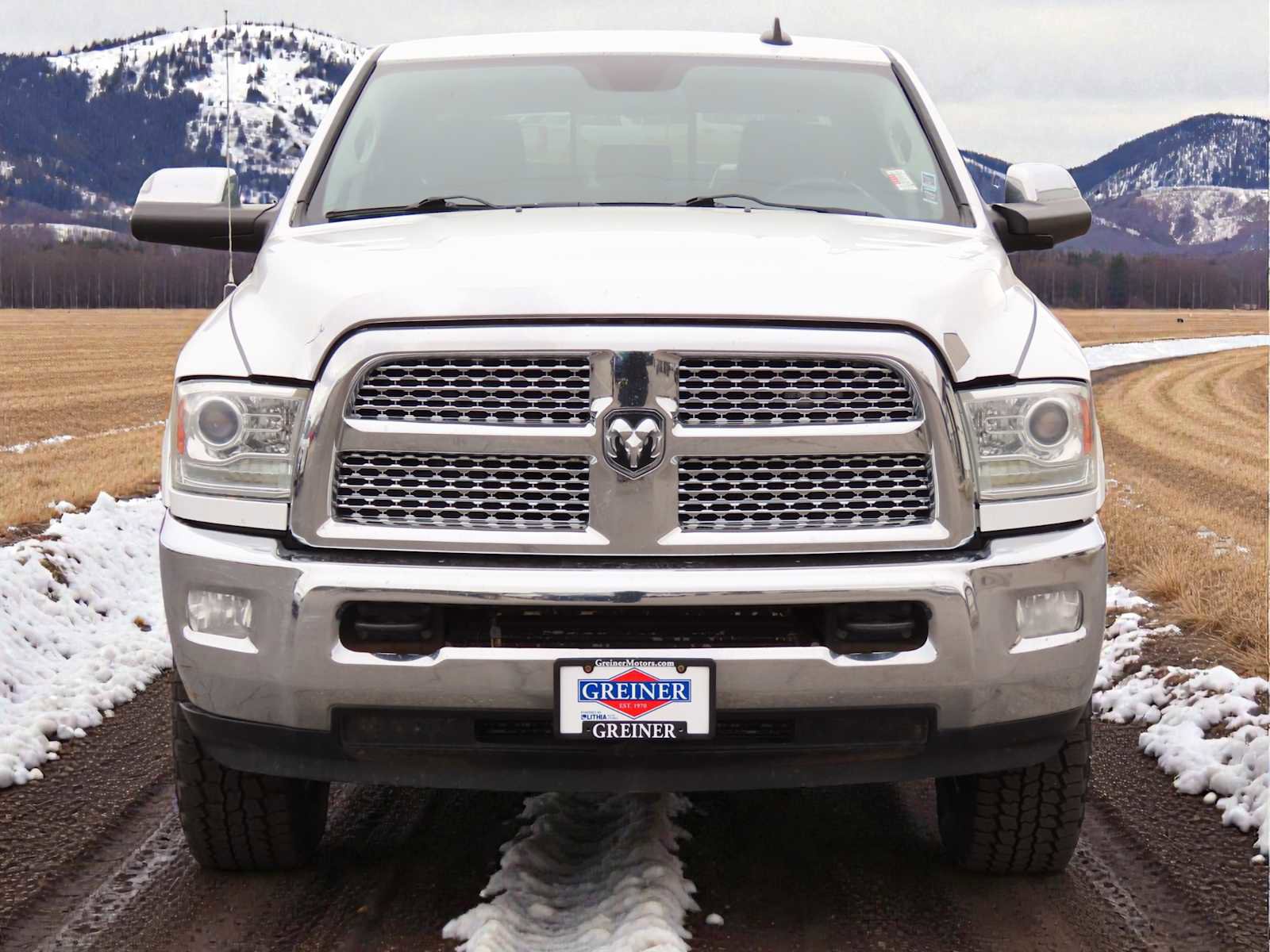 Used 2015 RAM 3500 Laramie w/ Convenience Group image 9