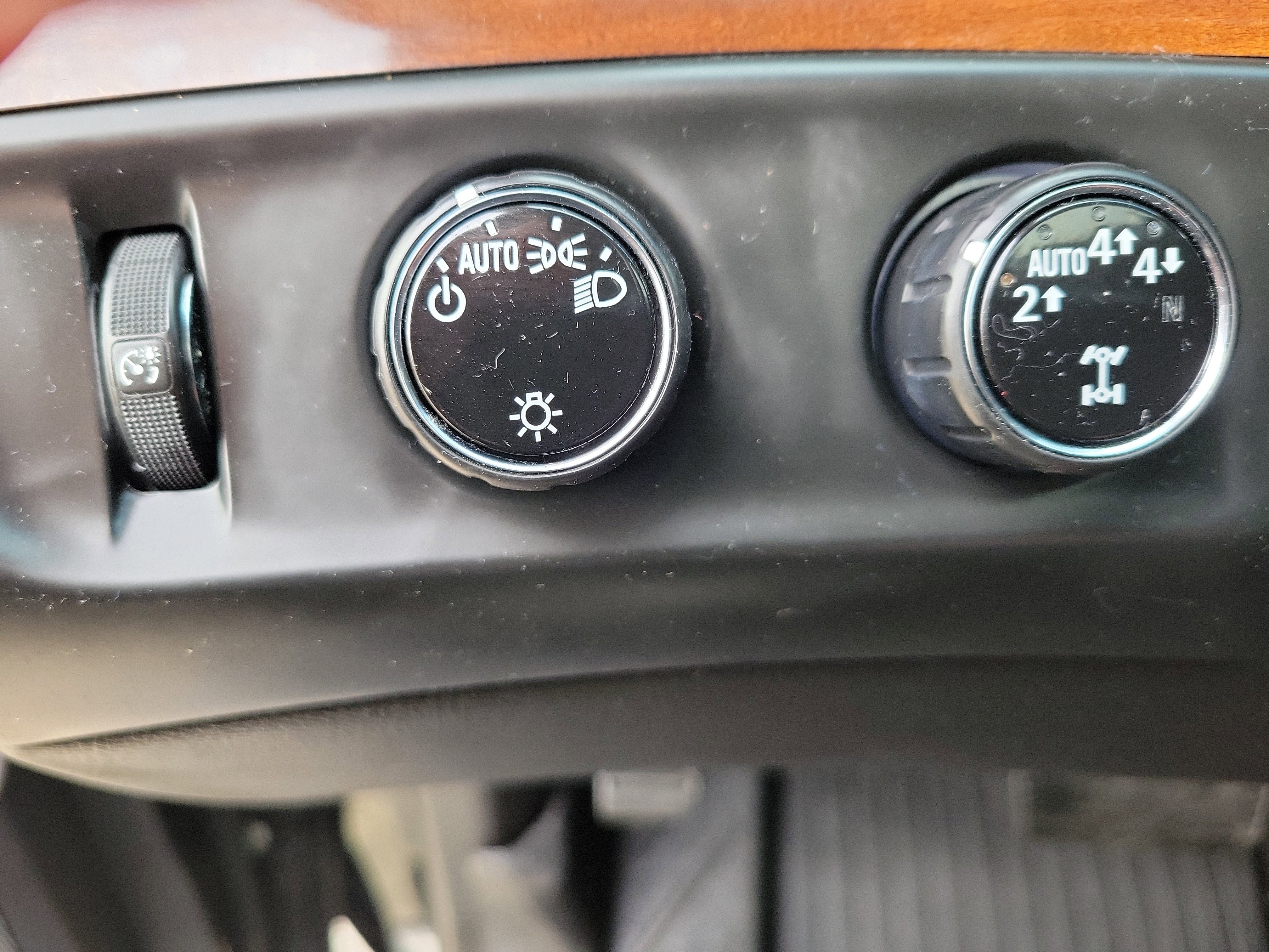 Used 2019 Cadillac Escalade Luxury image 32