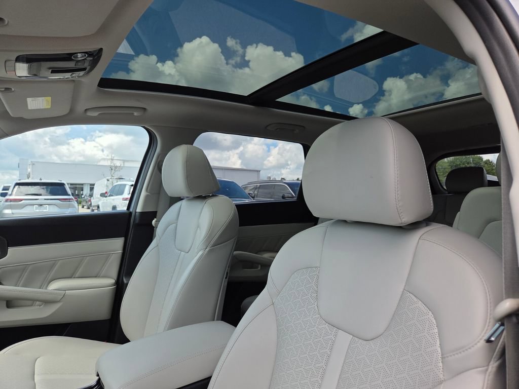 Used 2023 Kia Sorento SX AWD/4WD image 28