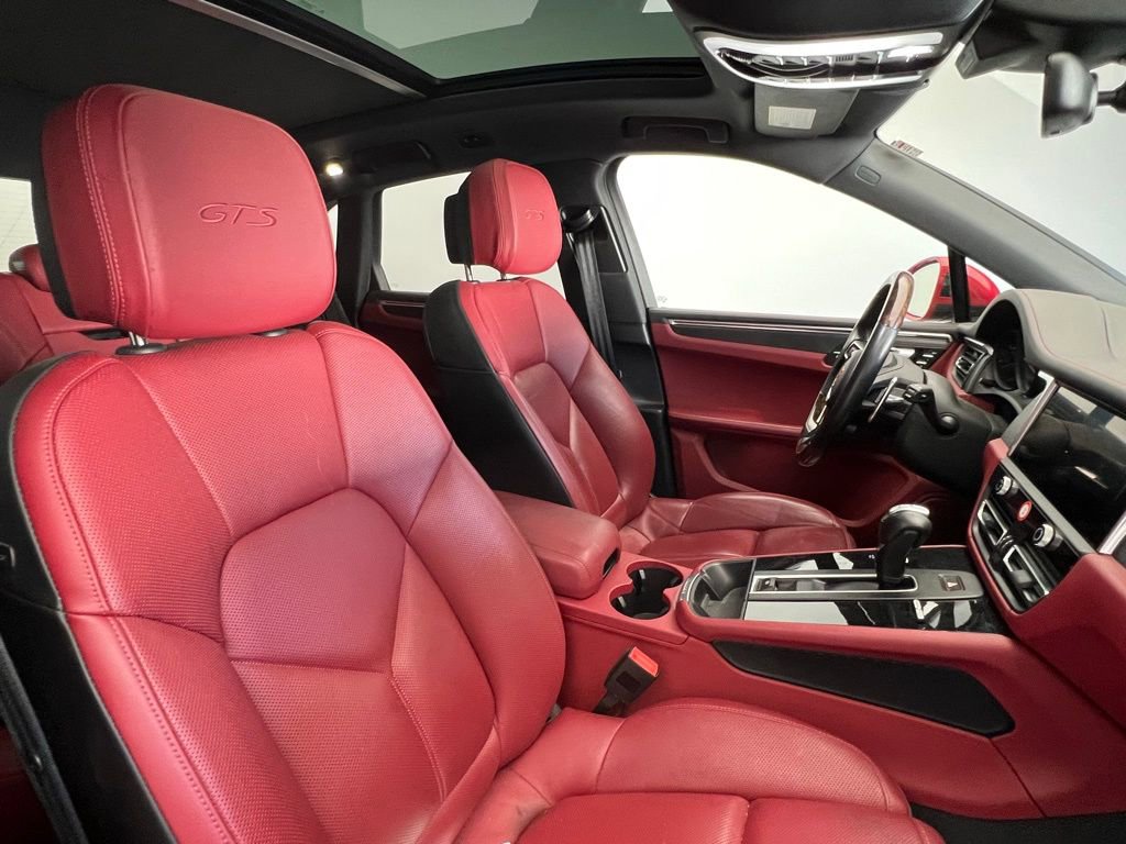 Certified 2022 Porsche Macan GTS image 18