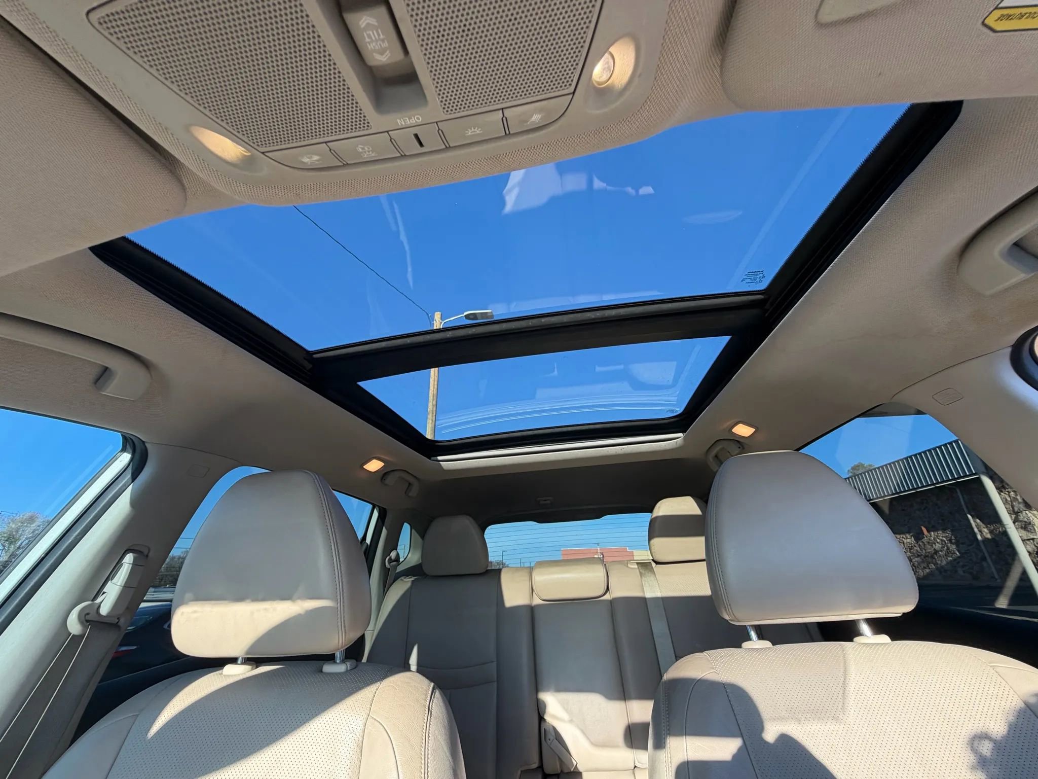 Used 2014 Nissan Rogue SL w/ SL Premium Package image 30