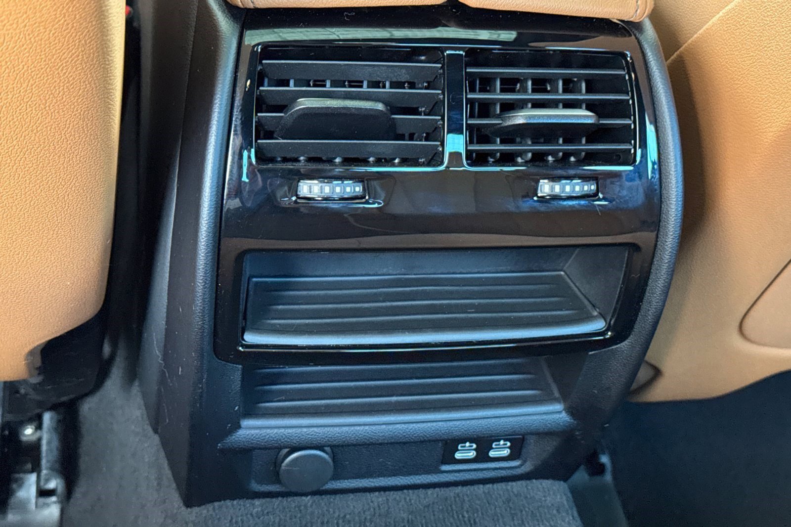 Used 2023 BMW 530e w/ Premium Package RWD image 16