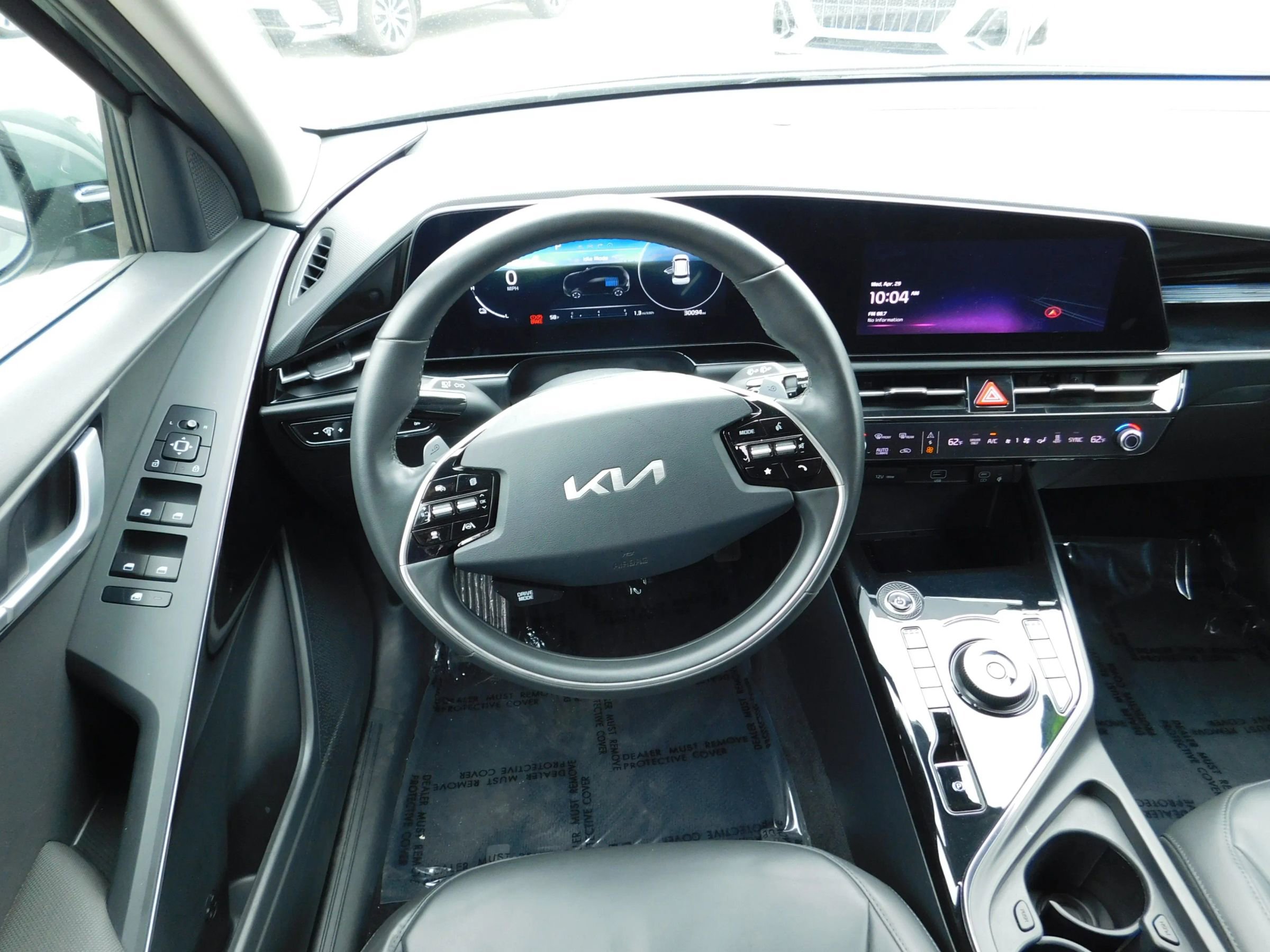 Used 2023 Kia Niro Wind FWD image 12