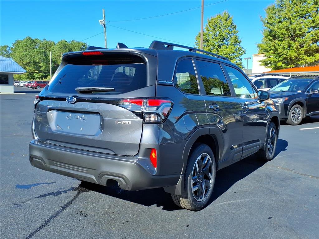 New 2025 Subaru Forester Premium image 11