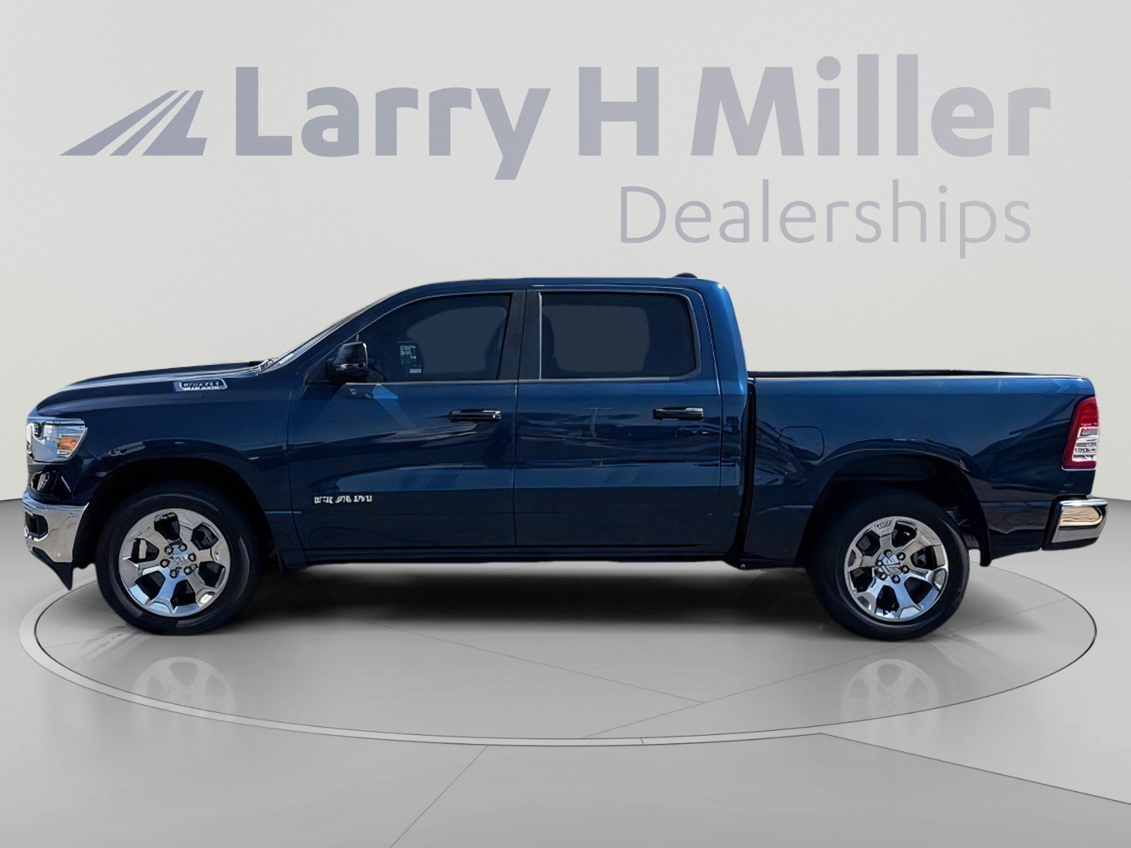 Certified 2024 RAM 1500 Big Horn RWD image 3