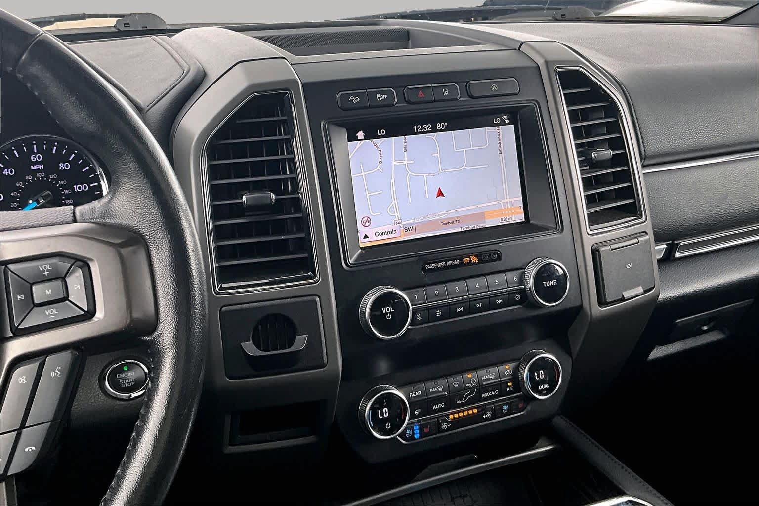 Used 2019 Ford Expedition XLT w/ Equipment Group 202A AWD/4WD image 7